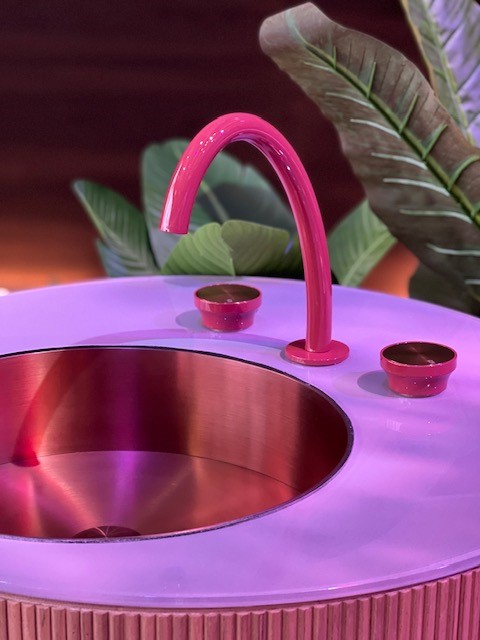 Gessi Waschbecken in Pink